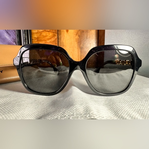 Burberry Joni sunglasses - Picture 1 of 2